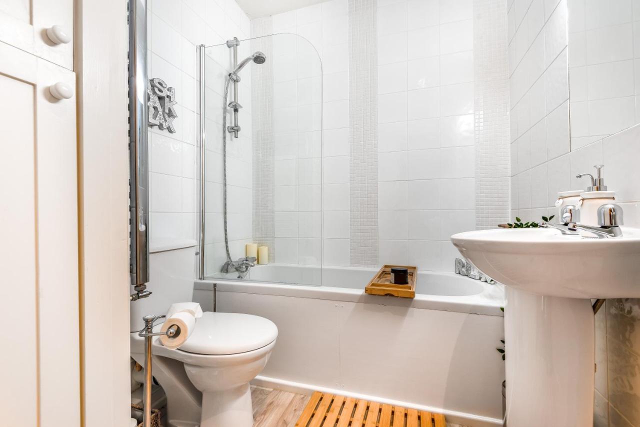 Chester City Centre Cottage, Sleeps 6 With Free Parking المظهر الخارجي الصورة